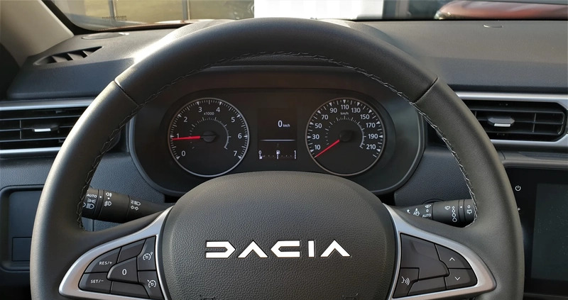Dacia Duster cena 95500 przebieg: 10, rok produkcji 2024 z Strzelce Opolskie małe 79